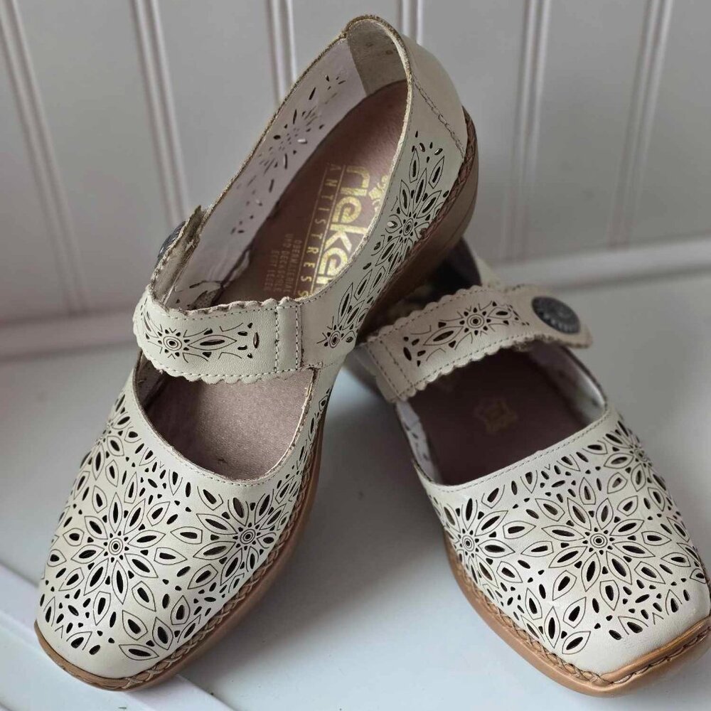 Rieker Antistress off white Mary Jane shoes size 38 very comfortable